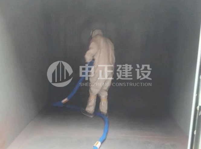 運鹽集裝箱内部聚脲噴塗